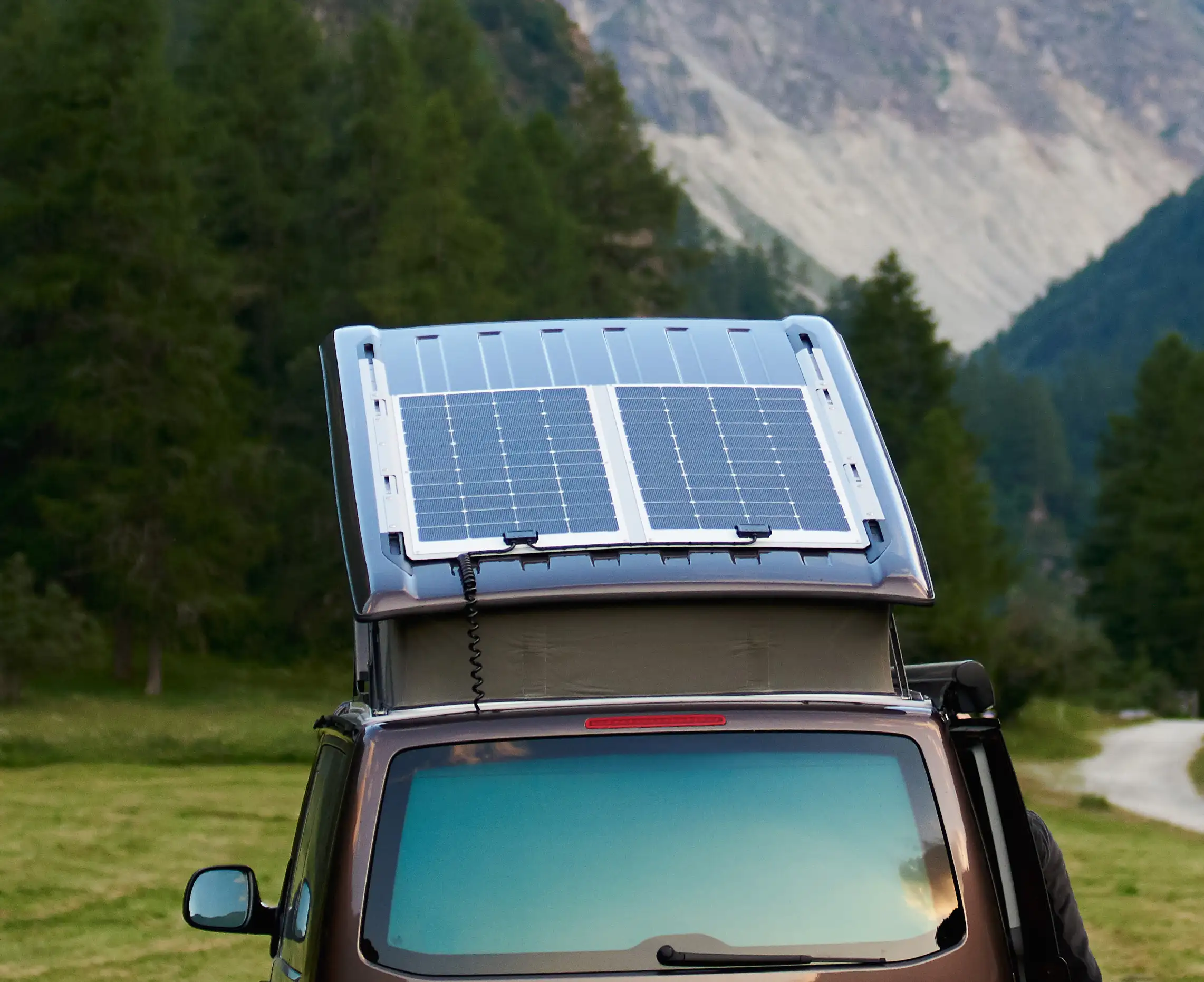 Instalación solar en camper, autocaravanas y otros vehículos